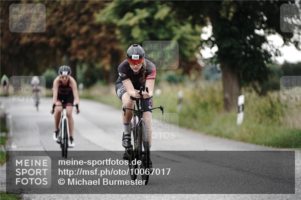 30.08.2026 - Elbe Triathlon Hamburg Michael Burmester http://msf.ph/oto/10067017 30.08.2026 09:13:49 Radfahren 340, 380, 388 meine-sportfotos.de
