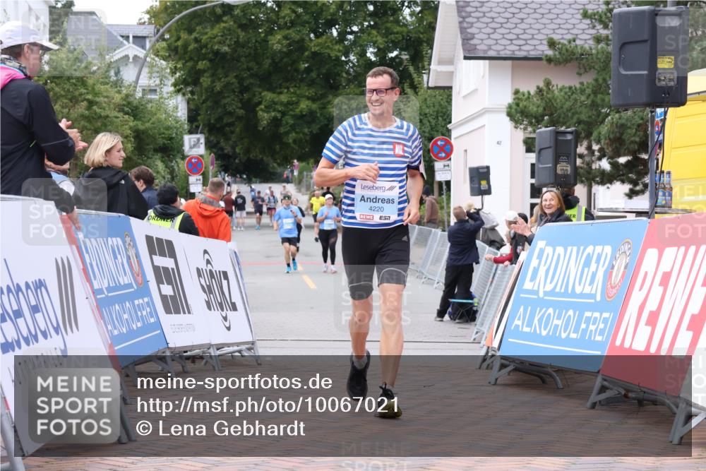 30.08.2026 - Blankeneser Heldenlauf Lena Gebhardt http://msf.ph/oto/10067021 30.08.2026 13:00:40 Ziel 4220 meine-sportfotos.de