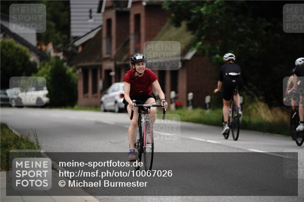 30.08.2026 - Elbe Triathlon Hamburg Michael Burmester http://msf.ph/oto/10067026 30.08.2026 15:33:07 Radfahren  meine-sportfotos.de