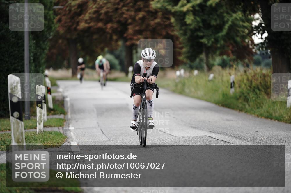 30.08.2026 - Elbe Triathlon Hamburg Michael Burmester http://msf.ph/oto/10067027 30.08.2026 09:13:54 Radfahren 380, 388 meine-sportfotos.de