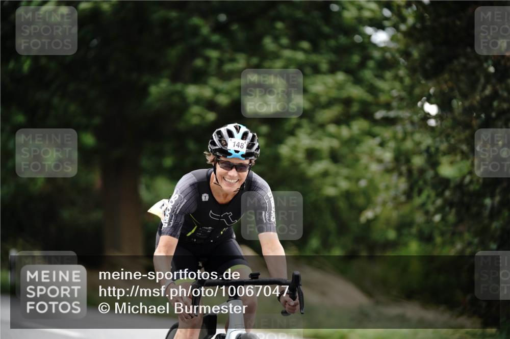 30.08.2026 - Elbe Triathlon Hamburg Michael Burmester http://msf.ph/oto/10067047 30.08.2026 15:33:23 Radfahren  meine-sportfotos.de