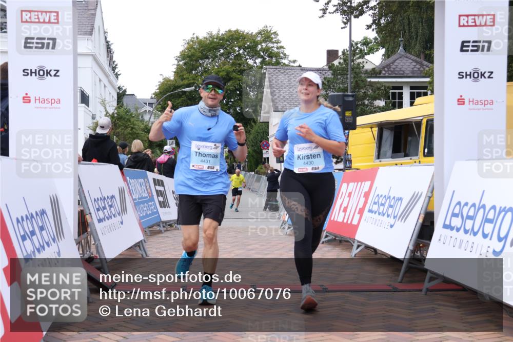 30.08.2026 - Blankeneser Heldenlauf Lena Gebhardt http://msf.ph/oto/10067076 30.08.2026 13:00:54 Ziel 4430, 4431 meine-sportfotos.de