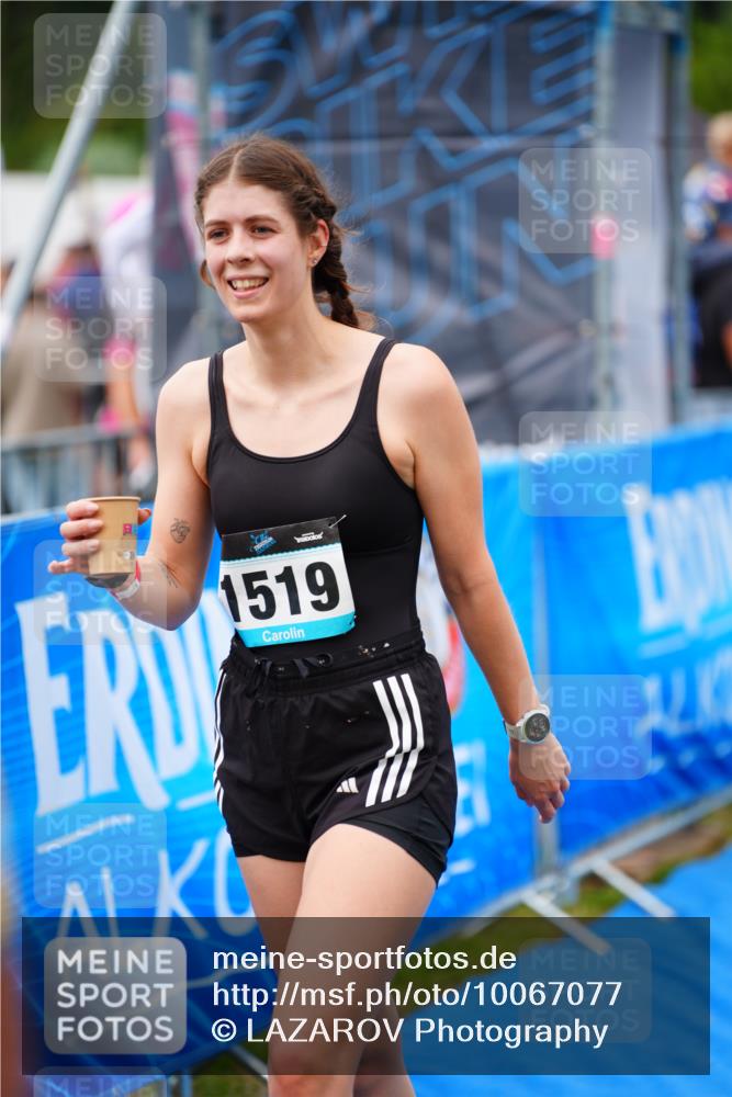 30.08.2026 - Elbe Triathlon Hamburg LAZAROV Photography http://msf.ph/oto/10067077 30.08.2026 12:21:50 Ziel 1519, 1546, 1606 meine-sportfotos.de