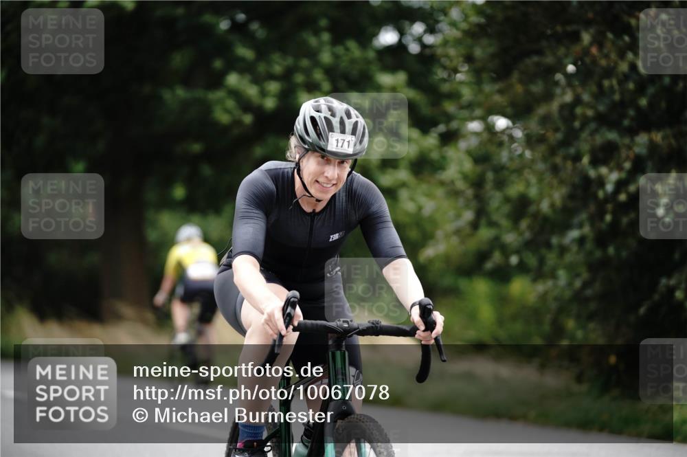 30.08.2026 - Elbe Triathlon Hamburg Michael Burmester http://msf.ph/oto/10067078 30.08.2026 15:33:57 Radfahren  meine-sportfotos.de