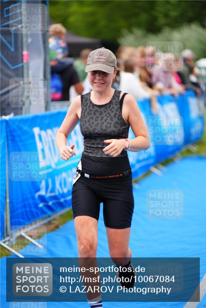 30.08.2026 - Elbe Triathlon Hamburg LAZAROV Photography http://msf.ph/oto/10067084 30.08.2026 12:21:51 Ziel 1546, 1606 meine-sportfotos.de