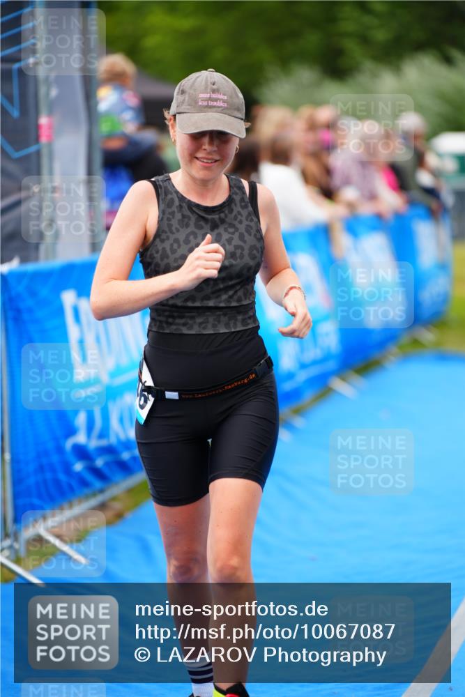 30.08.2026 - Elbe Triathlon Hamburg LAZAROV Photography http://msf.ph/oto/10067087 30.08.2026 12:21:51 Ziel 1546, 1606 meine-sportfotos.de
