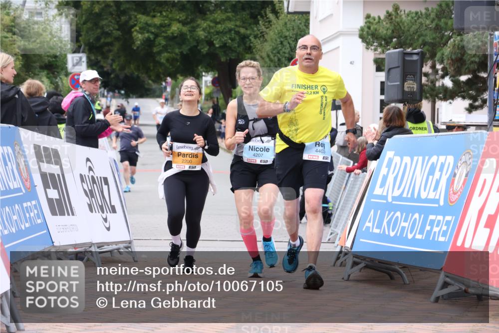 30.08.2026 - Blankeneser Heldenlauf Lena Gebhardt http://msf.ph/oto/10067105 30.08.2026 13:01:00 Ziel 2200, 4207, 4403, 4430, 4431 meine-sportfotos.de