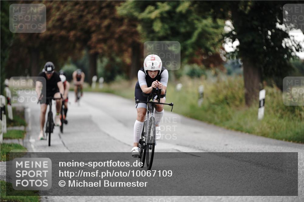 30.08.2026 - Elbe Triathlon Hamburg Michael Burmester http://msf.ph/oto/10067109 30.08.2026 09:14:28 Radfahren 195, 205, 215, 226, 315, 367, 383, 460, 484 meine-sportfotos.de
