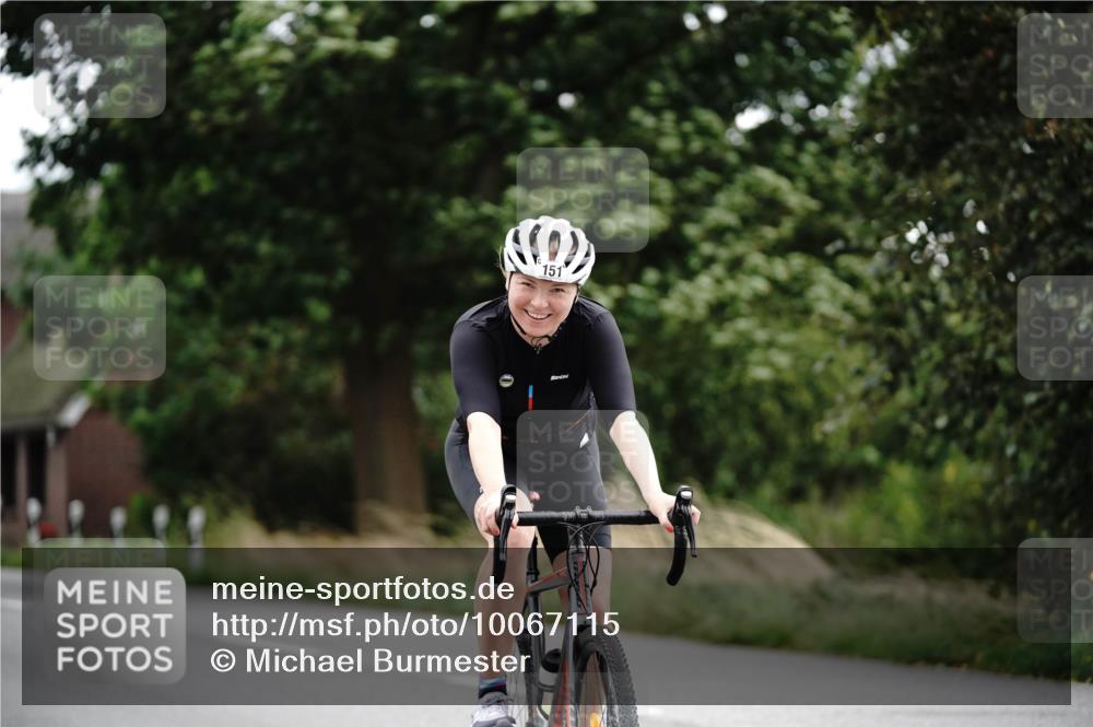 30.08.2026 - Elbe Triathlon Hamburg Michael Burmester http://msf.ph/oto/10067115 30.08.2026 15:34:41 Radfahren  meine-sportfotos.de