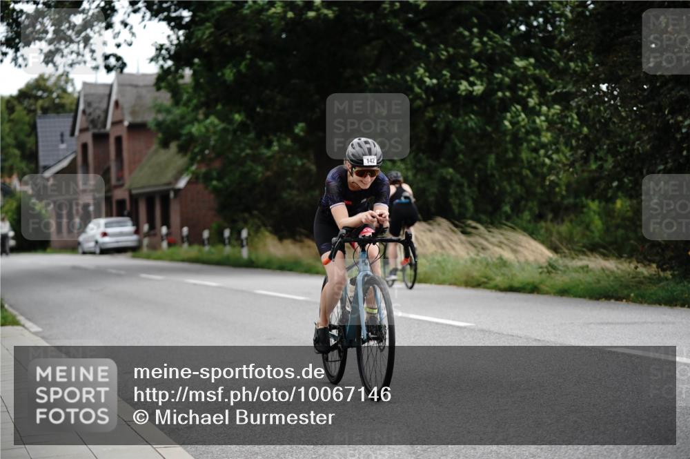 30.08.2026 - Elbe Triathlon Hamburg Michael Burmester http://msf.ph/oto/10067146 30.08.2026 15:34:57 Radfahren  meine-sportfotos.de