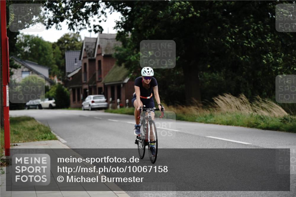 30.08.2026 - Elbe Triathlon Hamburg Michael Burmester http://msf.ph/oto/10067158 30.08.2026 15:35:10 Radfahren  meine-sportfotos.de