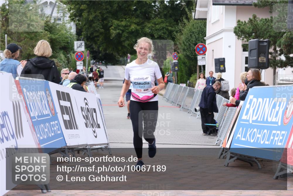 30.08.2026 - Blankeneser Heldenlauf Lena Gebhardt http://msf.ph/oto/10067189 30.08.2026 13:02:24 Ziel 4317 meine-sportfotos.de