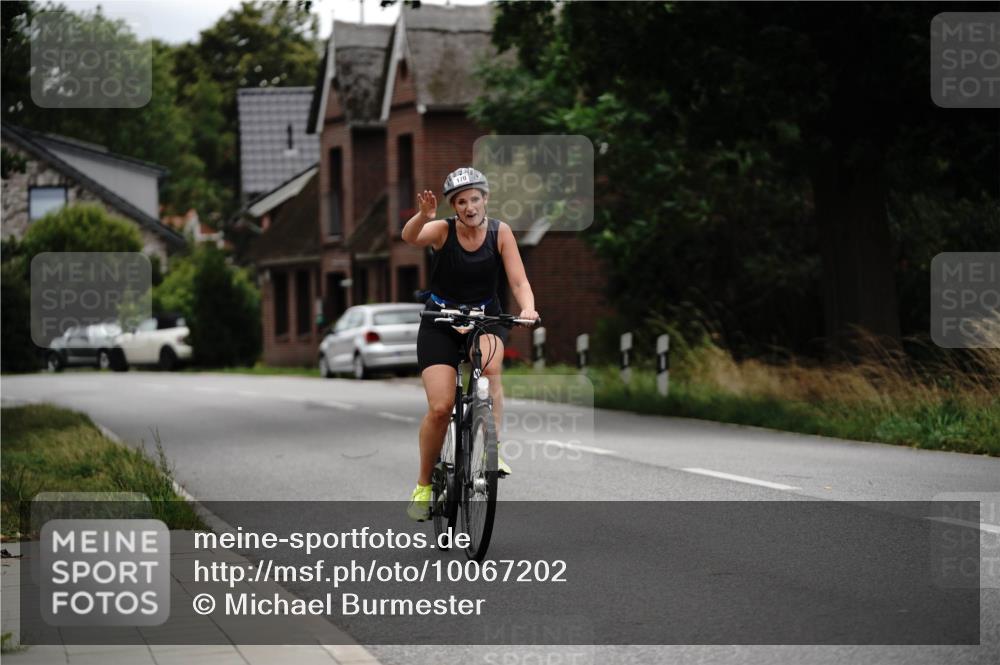 30.08.2026 - Elbe Triathlon Hamburg Michael Burmester http://msf.ph/oto/10067202 30.08.2026 15:36:03 Radfahren  meine-sportfotos.de