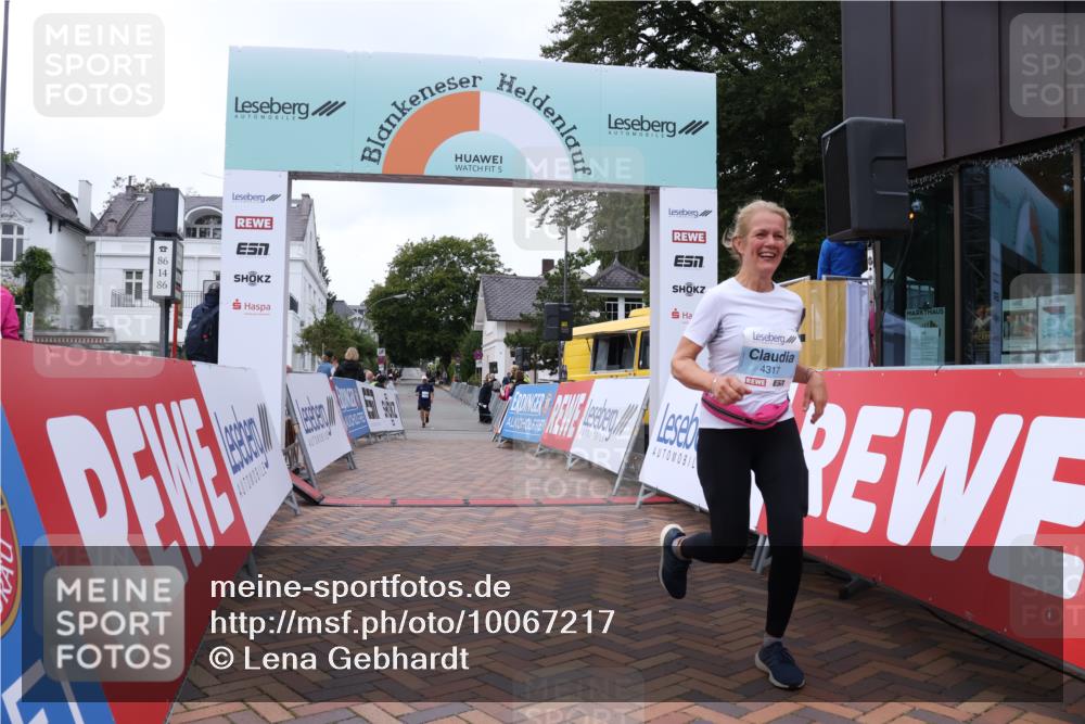 30.08.2026 - Blankeneser Heldenlauf Lena Gebhardt http://msf.ph/oto/10067217 30.08.2026 13:02:27 Ziel 4317 meine-sportfotos.de