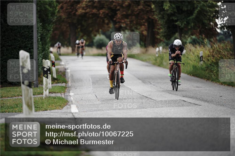 30.08.2026 - Elbe Triathlon Hamburg Michael Burmester http://msf.ph/oto/10067225 30.08.2026 09:14:57 Radfahren 180, 186, 274, 302, 493 meine-sportfotos.de