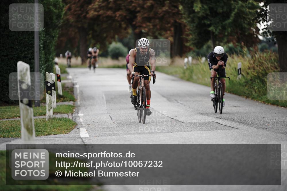 30.08.2026 - Elbe Triathlon Hamburg Michael Burmester http://msf.ph/oto/10067232 30.08.2026 09:14:58 Radfahren 180, 186, 274, 302, 493 meine-sportfotos.de