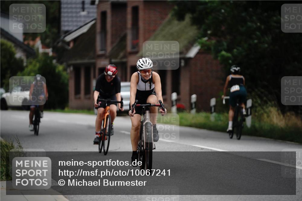 30.08.2026 - Elbe Triathlon Hamburg Michael Burmester http://msf.ph/oto/10067241 30.08.2026 15:36:46 Radfahren  meine-sportfotos.de