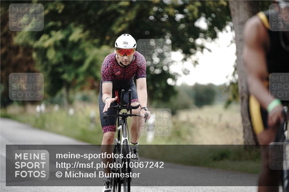 30.08.2026 - Elbe Triathlon Hamburg Michael Burmester http://msf.ph/oto/10067242 30.08.2026 09:15:00 Radfahren 180, 186, 194, 302, 493 meine-sportfotos.de