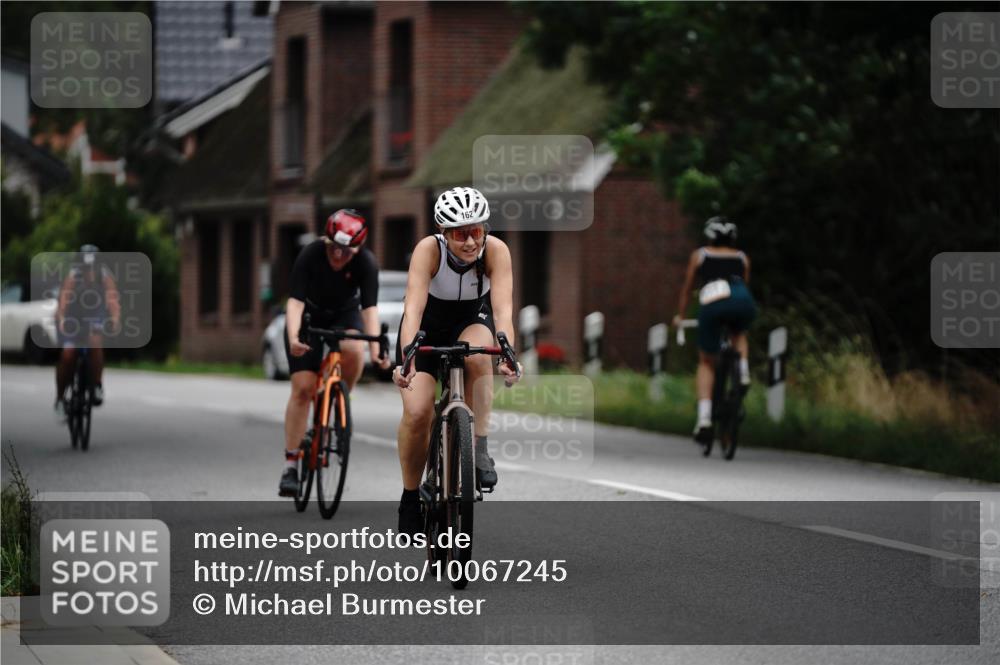 30.08.2026 - Elbe Triathlon Hamburg Michael Burmester http://msf.ph/oto/10067245 30.08.2026 15:36:46 Radfahren  meine-sportfotos.de
