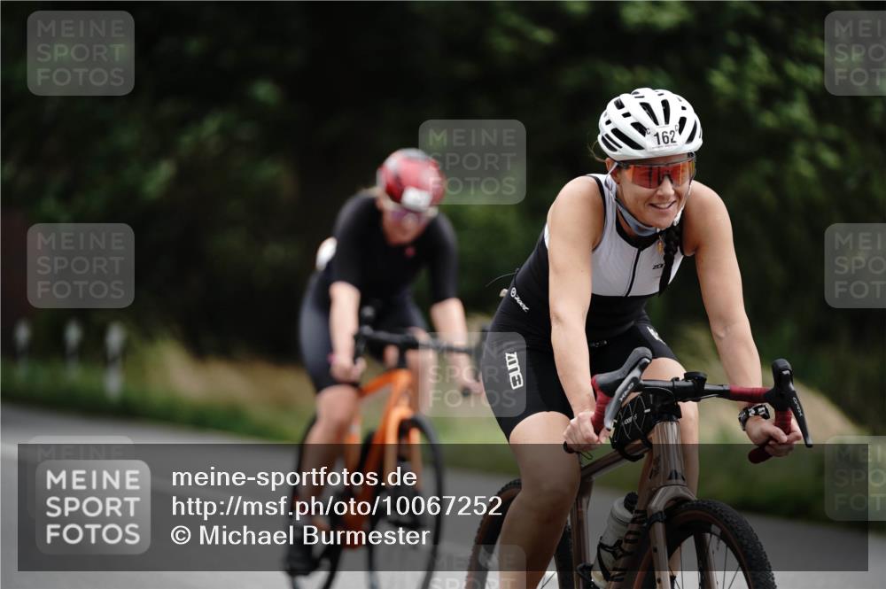 30.08.2026 - Elbe Triathlon Hamburg Michael Burmester http://msf.ph/oto/10067252 30.08.2026 15:36:48 Radfahren  meine-sportfotos.de