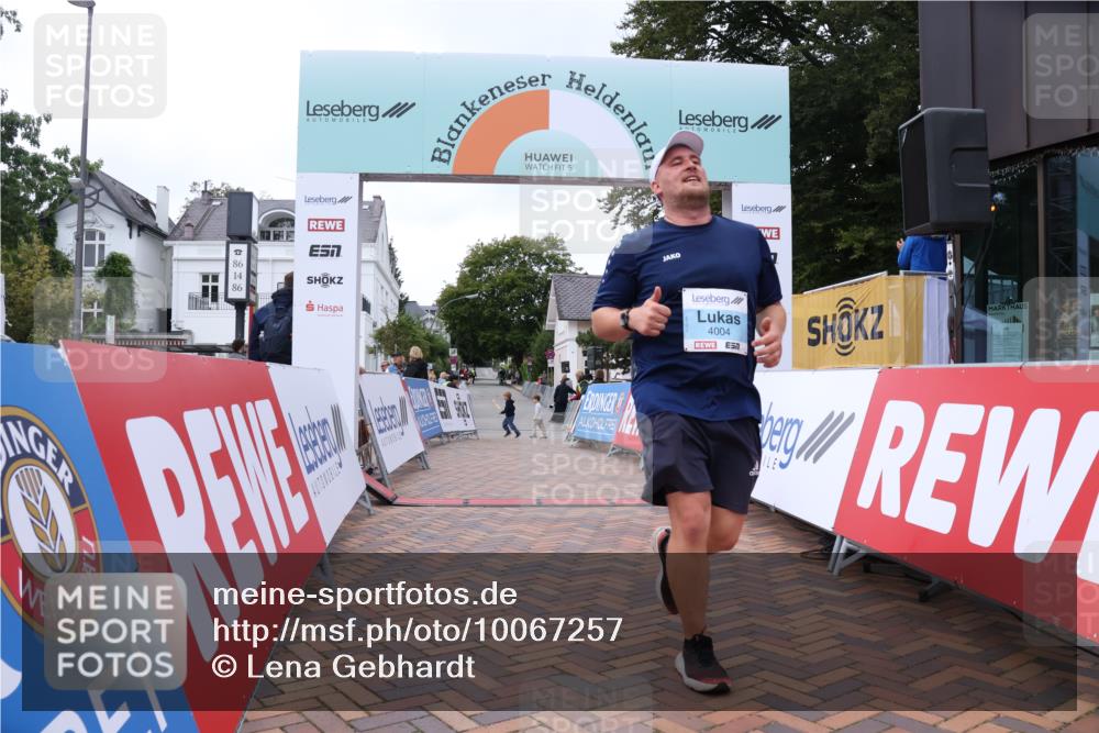 30.08.2026 - Blankeneser Heldenlauf Lena Gebhardt http://msf.ph/oto/10067257 30.08.2026 13:02:37 Ziel 4004 meine-sportfotos.de