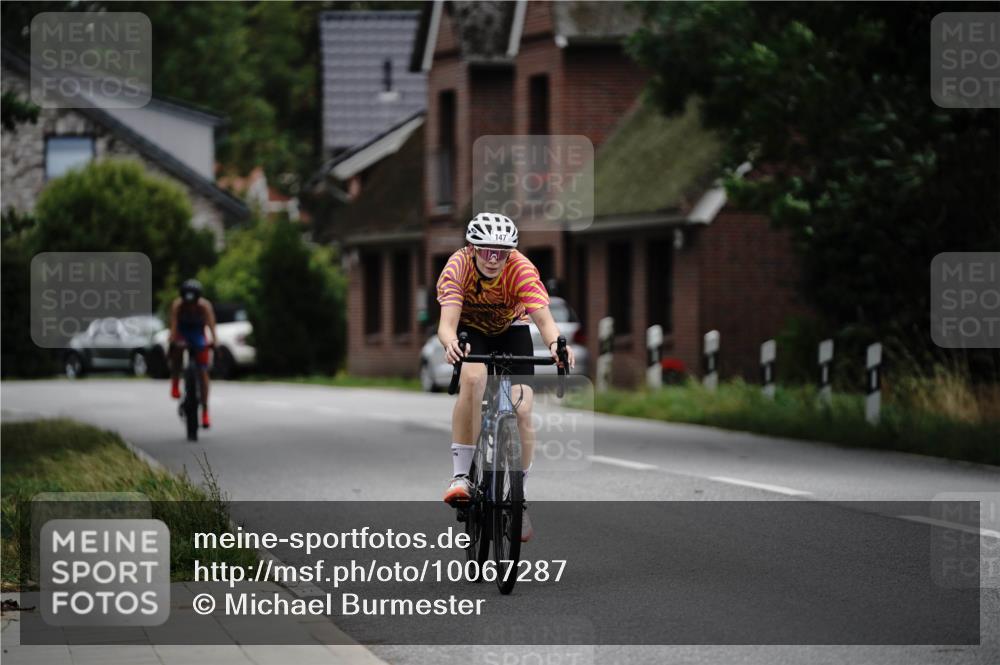 30.08.2026 - Elbe Triathlon Hamburg Michael Burmester http://msf.ph/oto/10067287 30.08.2026 15:37:00 Radfahren  meine-sportfotos.de