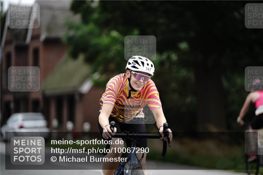 30.08.2026 - Elbe Triathlon Hamburg Michael Burmester http://msf.ph/oto/10067290 30.08.2026 15:37:01 Radfahren  meine-sportfotos.de