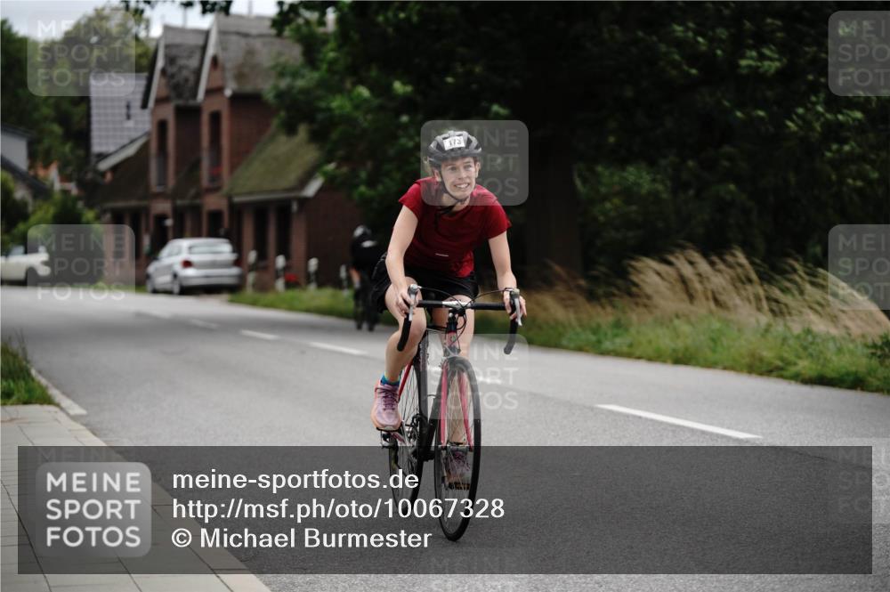 30.08.2026 - Elbe Triathlon Hamburg Michael Burmester http://msf.ph/oto/10067328 30.08.2026 15:38:14 Radfahren  meine-sportfotos.de