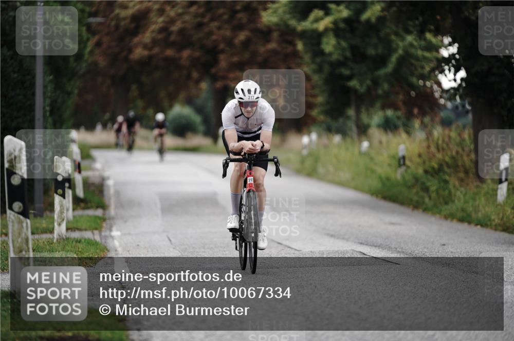 30.08.2026 - Elbe Triathlon Hamburg Michael Burmester http://msf.ph/oto/10067334 30.08.2026 09:15:32 Radfahren 212, 220, 317, 360 meine-sportfotos.de