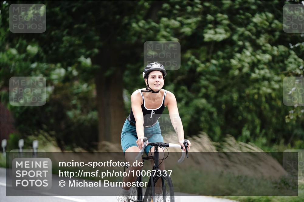 30.08.2026 - Elbe Triathlon Hamburg Michael Burmester http://msf.ph/oto/10067337 30.08.2026 15:38:33 Radfahren  meine-sportfotos.de