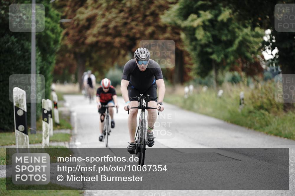 30.08.2026 - Elbe Triathlon Hamburg Michael Burmester http://msf.ph/oto/10067354 30.08.2026 09:15:42 Radfahren 263, 361, 375, 445 meine-sportfotos.de