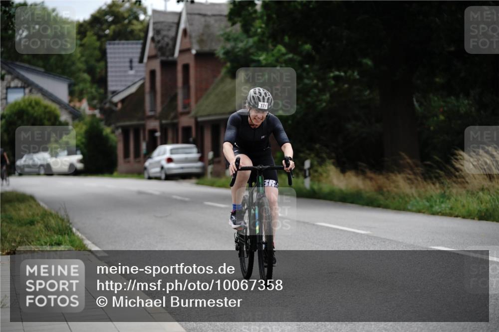 30.08.2026 - Elbe Triathlon Hamburg Michael Burmester http://msf.ph/oto/10067358 30.08.2026 15:38:57 Radfahren  meine-sportfotos.de
