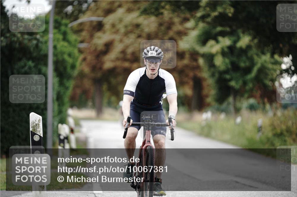 30.08.2026 - Elbe Triathlon Hamburg Michael Burmester http://msf.ph/oto/10067381 30.08.2026 09:15:50 Radfahren 200, 445, 501 meine-sportfotos.de