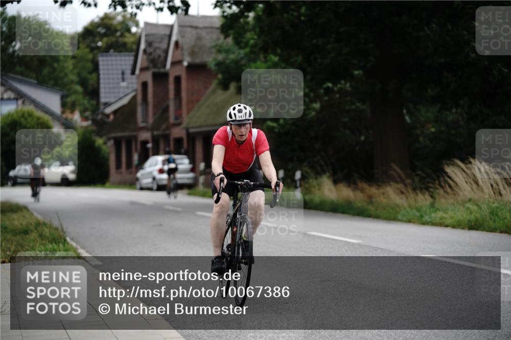 30.08.2026 - Elbe Triathlon Hamburg Michael Burmester http://msf.ph/oto/10067386 30.08.2026 15:39:27 Radfahren  meine-sportfotos.de