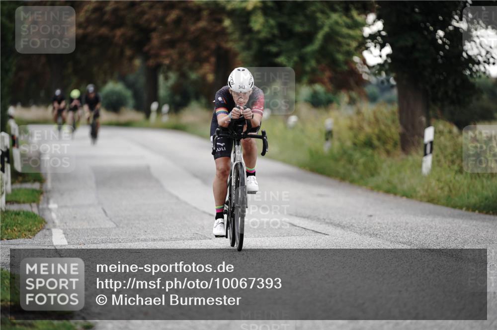 30.08.2026 - Elbe Triathlon Hamburg Michael Burmester http://msf.ph/oto/10067393 30.08.2026 09:16:09 Radfahren 190, 343, 354, 452, 528 meine-sportfotos.de