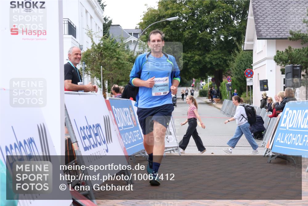 30.08.2026 - Blankeneser Heldenlauf Lena Gebhardt http://msf.ph/oto/10067412 30.08.2026 13:06:53 Ziel 4064 meine-sportfotos.de