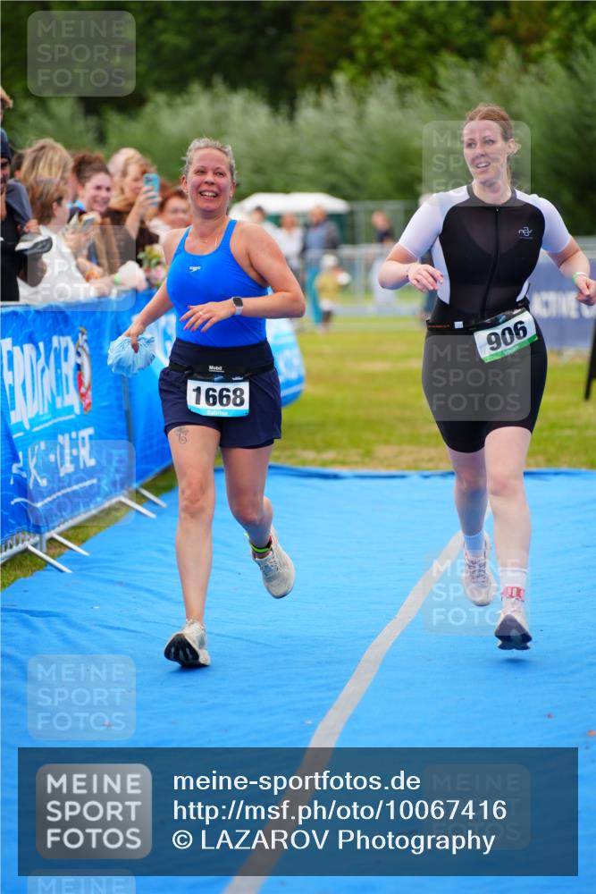 30.08.2026 - Elbe Triathlon Hamburg LAZAROV Photography http://msf.ph/oto/10067416 30.08.2026 12:23:22 Ziel 906, 1668 meine-sportfotos.de
