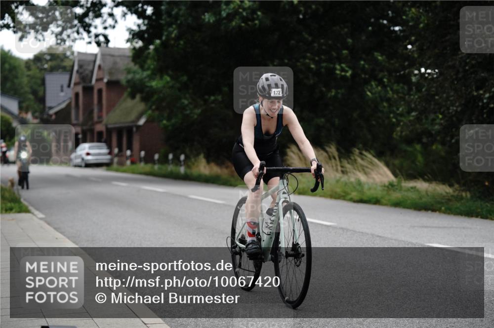 30.08.2026 - Elbe Triathlon Hamburg Michael Burmester http://msf.ph/oto/10067420 30.08.2026 15:40:50 Radfahren  meine-sportfotos.de