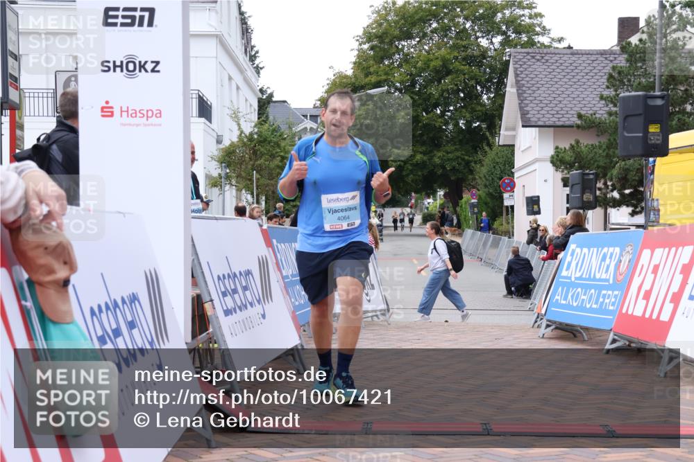 30.08.2026 - Blankeneser Heldenlauf Lena Gebhardt http://msf.ph/oto/10067421 30.08.2026 13:06:54 Ziel 4064 meine-sportfotos.de