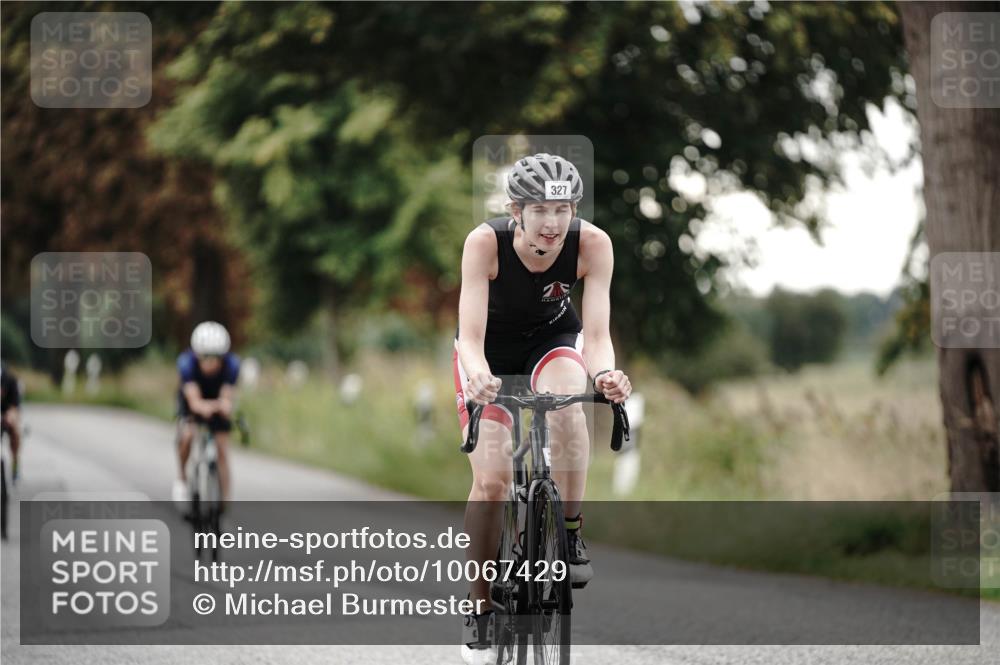30.08.2026 - Elbe Triathlon Hamburg Michael Burmester http://msf.ph/oto/10067429 30.08.2026 09:16:39 Radfahren 217, 231, 327, 384, 641 meine-sportfotos.de