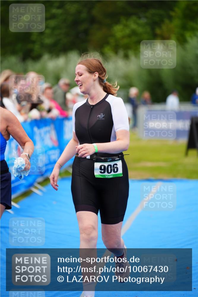 30.08.2026 - Elbe Triathlon Hamburg LAZAROV Photography http://msf.ph/oto/10067430 30.08.2026 12:23:23 Ziel 906, 1668 meine-sportfotos.de