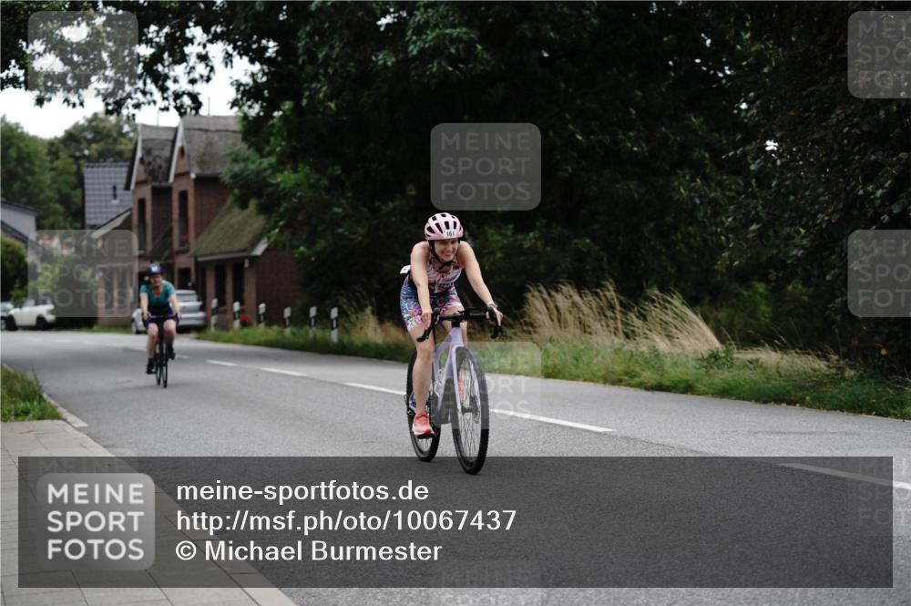 30.08.2026 - Elbe Triathlon Hamburg Michael Burmester http://msf.ph/oto/10067437 30.08.2026 15:41:06 Radfahren  meine-sportfotos.de