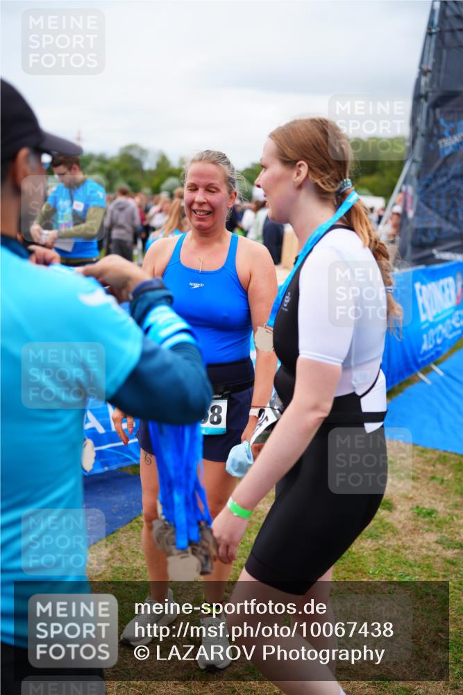30.08.2026 - Elbe Triathlon Hamburg LAZAROV Photography http://msf.ph/oto/10067438 30.08.2026 12:23:31 Ziel  meine-sportfotos.de