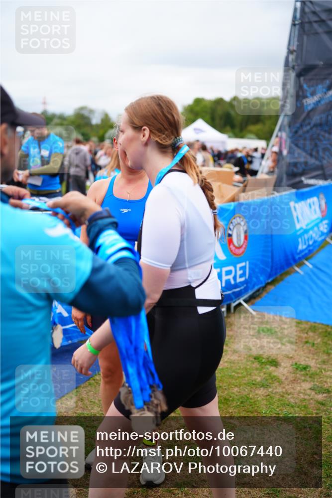 30.08.2026 - Elbe Triathlon Hamburg LAZAROV Photography http://msf.ph/oto/10067440 30.08.2026 12:23:31 Ziel  meine-sportfotos.de