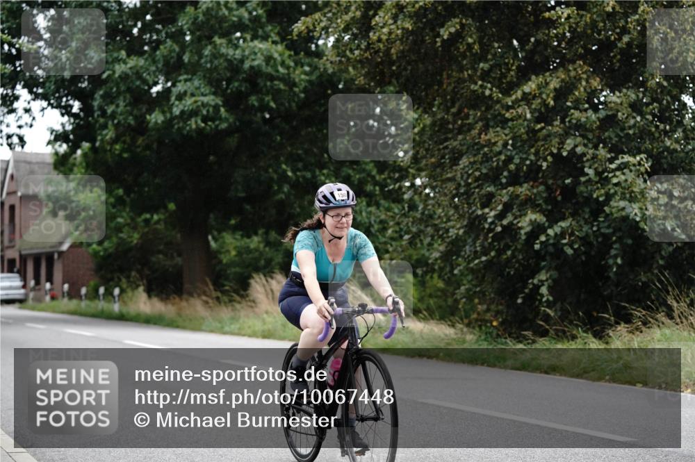 30.08.2026 - Elbe Triathlon Hamburg Michael Burmester http://msf.ph/oto/10067448 30.08.2026 15:41:09 Radfahren  meine-sportfotos.de