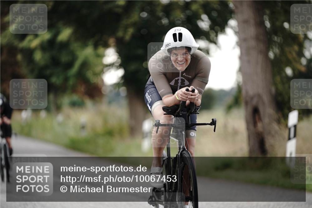 30.08.2026 - Elbe Triathlon Hamburg Michael Burmester http://msf.ph/oto/10067453 30.08.2026 09:16:44 Radfahren 217, 247, 384, 391, 431, 637, 641 meine-sportfotos.de