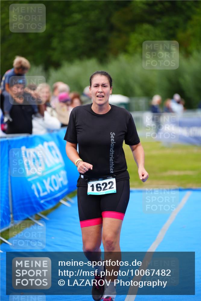 30.08.2026 - Elbe Triathlon Hamburg LAZAROV Photography http://msf.ph/oto/10067482 30.08.2026 12:23:52 Ziel 1622 meine-sportfotos.de