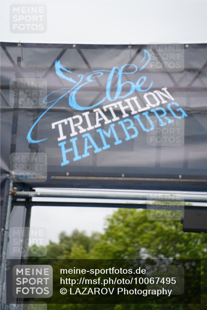 30.08.2026 - Elbe Triathlon Hamburg LAZAROV Photography http://msf.ph/oto/10067495 30.08.2026 12:24:03 Ziel  meine-sportfotos.de