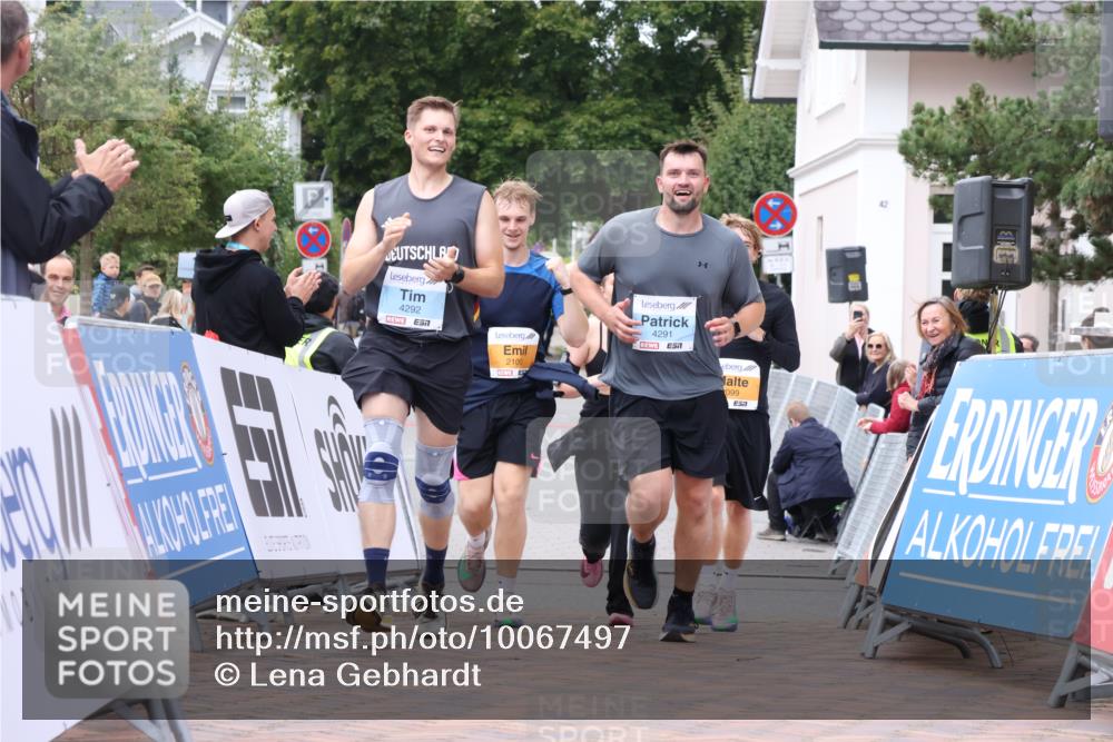 30.08.2026 - Blankeneser Heldenlauf Lena Gebhardt http://msf.ph/oto/10067497 30.08.2026 13:07:27 Ziel 2099, 2100, 2101, 4291, 4292 meine-sportfotos.de