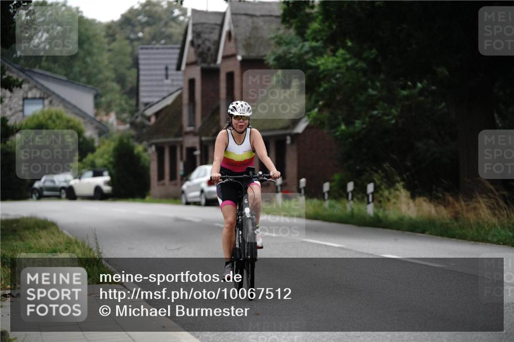 30.08.2026 - Elbe Triathlon Hamburg Michael Burmester http://msf.ph/oto/10067512 30.08.2026 15:42:19 Radfahren  meine-sportfotos.de
